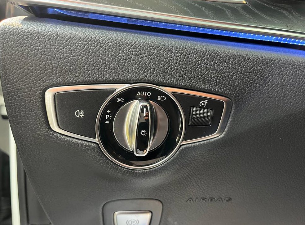 벤츠 E 클래스 E220d 카브리올레 사진 13