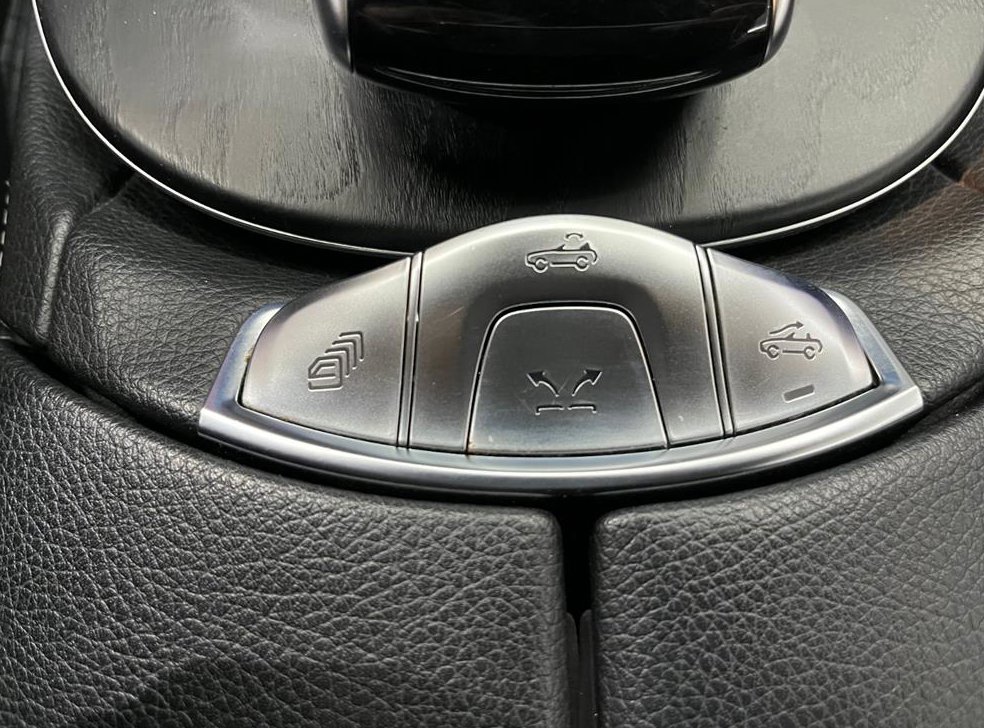 벤츠 E 클래스 E220d 카브리올레 사진 16
