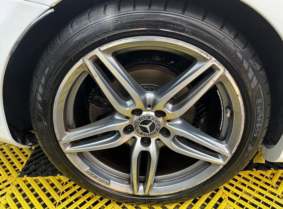벤츠 E 클래스 E220d 카브리올레 사진 20