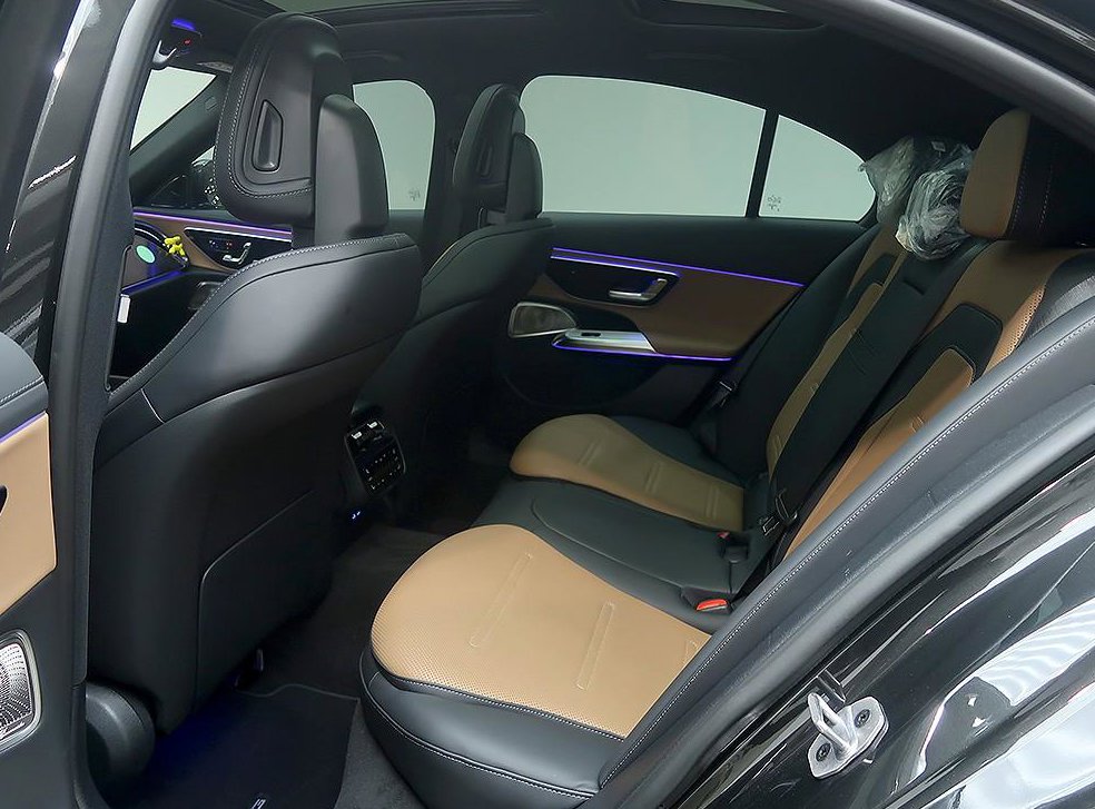 벤츠 E 클래스 E53 AMG 하이브리드 4MATIC+ 사진 12