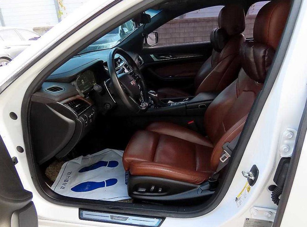 캐딜락 CTS 2.0 프리미엄 AWD 사진 5
