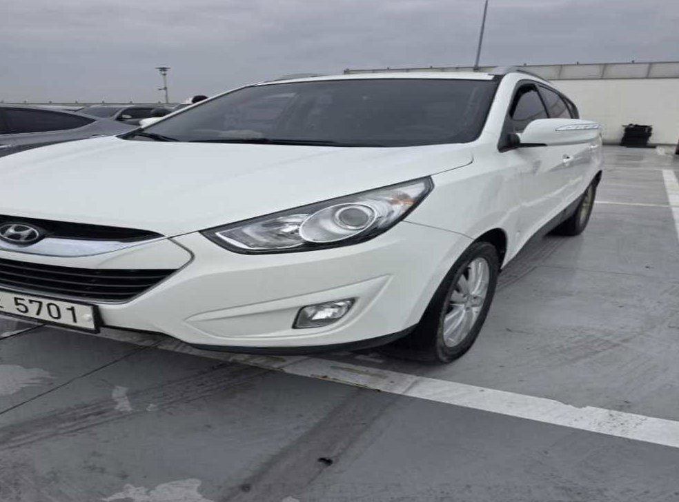 현대 투싼 2WD VGT LX20 사진 2
