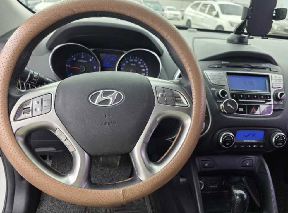 현대 투싼 2WD VGT LX20 사진 8