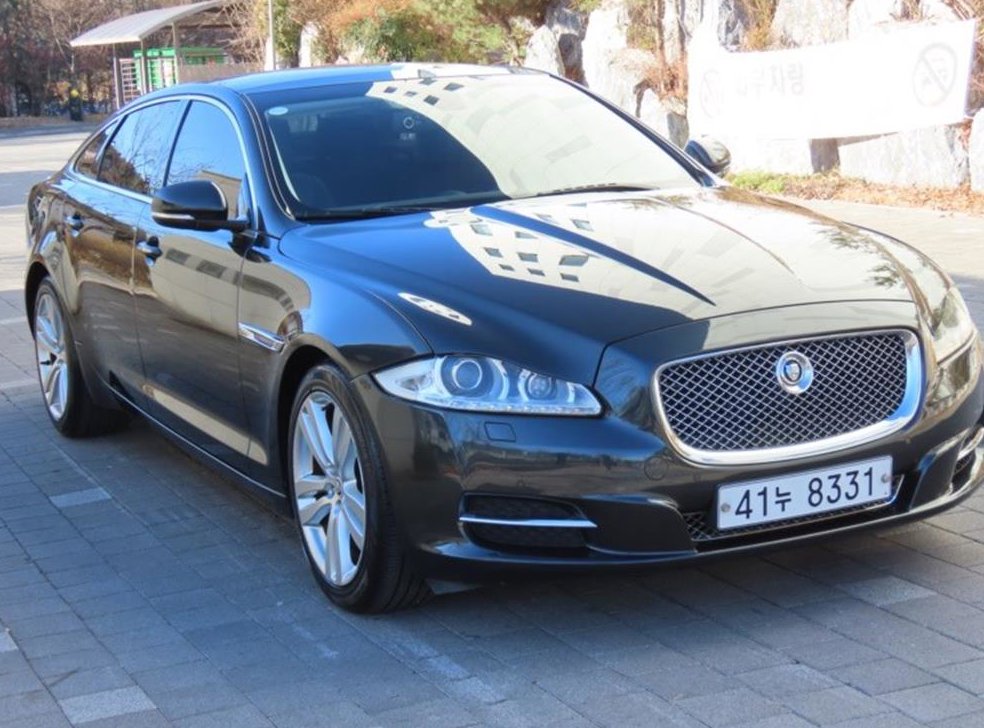 재규어 XJ 5.0 사진 2