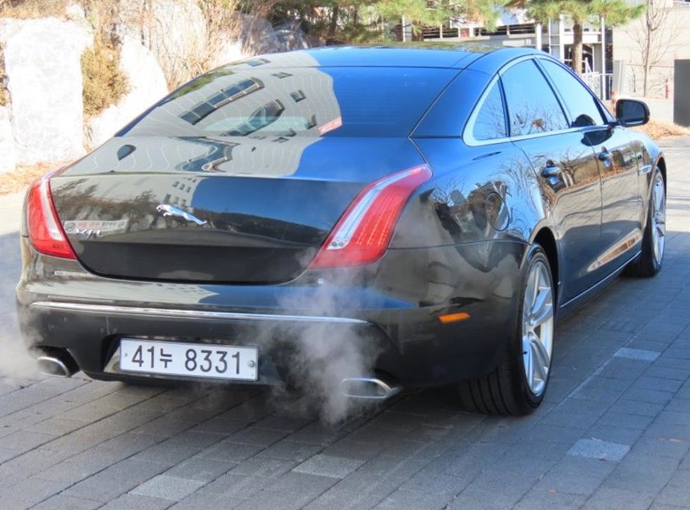 재규어 XJ 5.0 사진 3