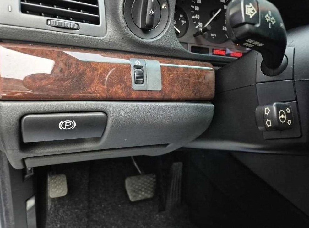 BMW 7시리즈 735 사진 16