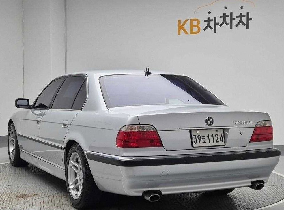 BMW 7시리즈 735 사진 2