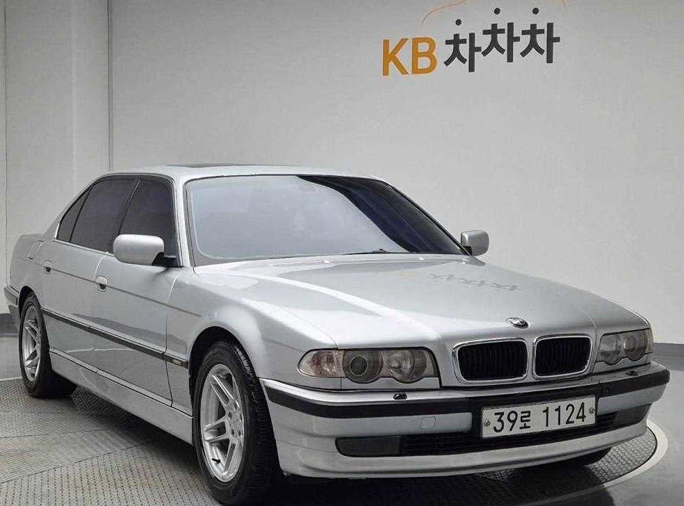 BMW 7시리즈 735 사진 4