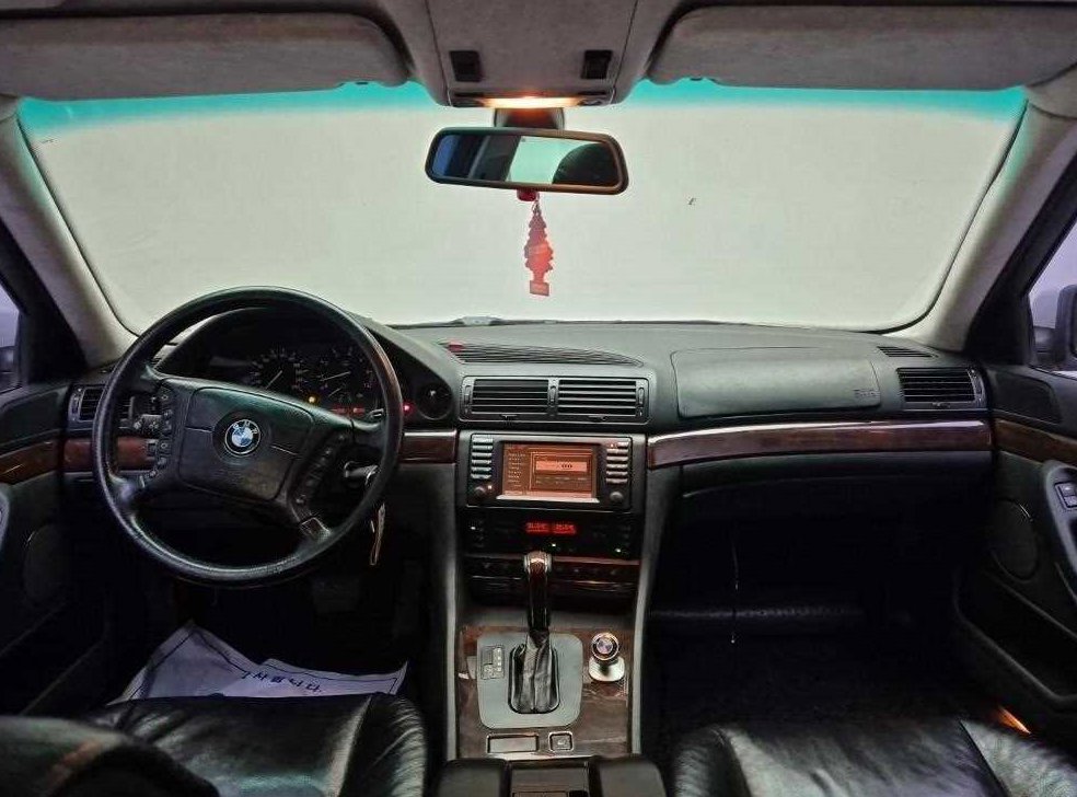 BMW 7시리즈 735 사진 7