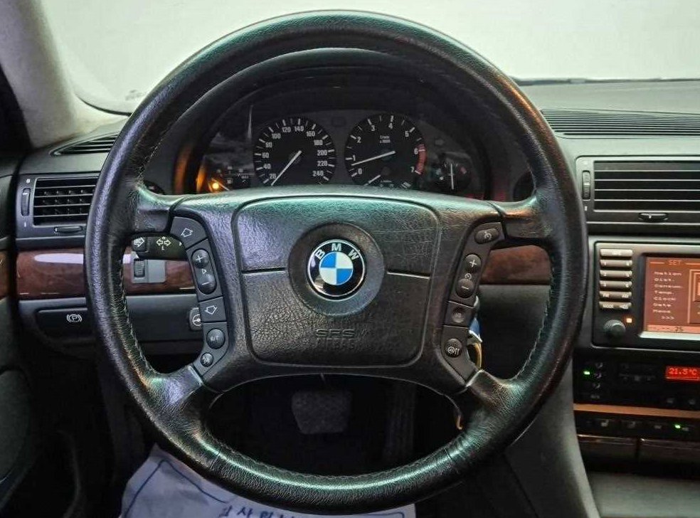 BMW 7시리즈 735 사진 9