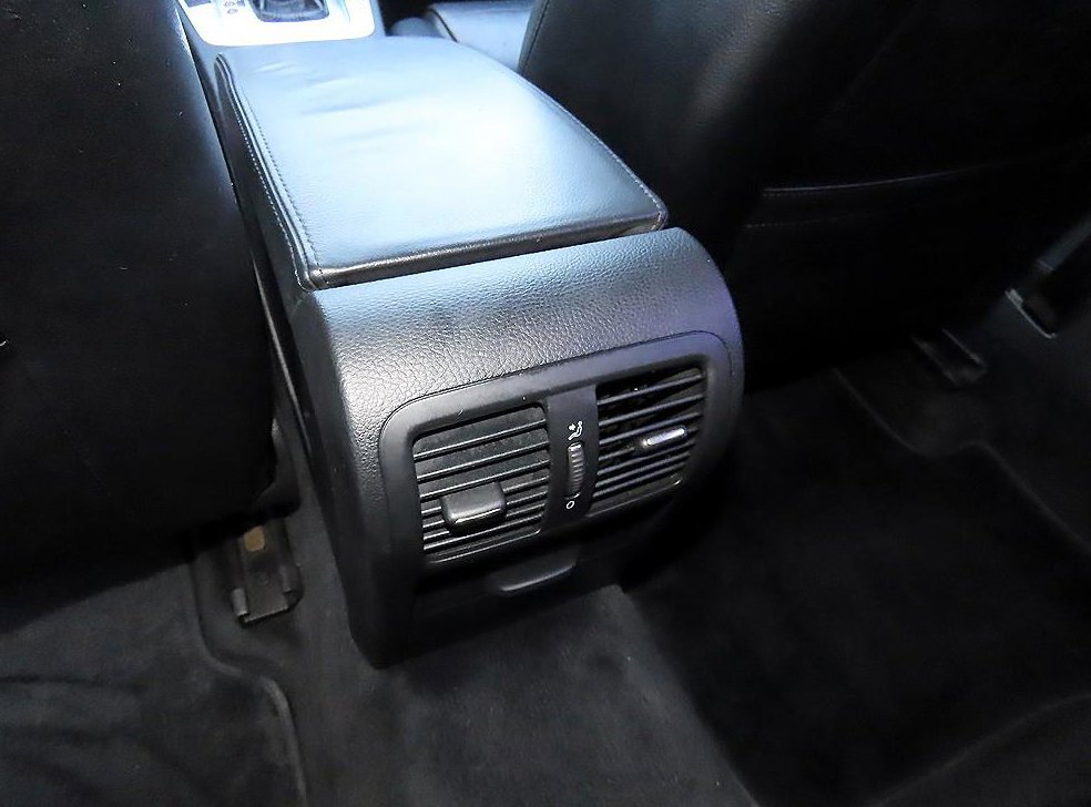 폭스바겐 파사트 2.0 TDI 사진 15