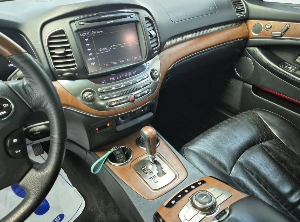 KG모빌리티(쌍용)  체어맨 가솔린 4WD CW600 4TRONIC 사진 10