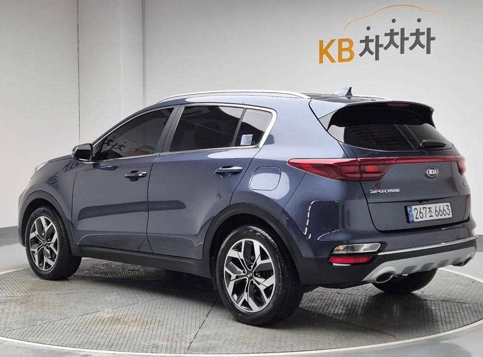 기아 스포티지 2.0 디젤 2WD 사진 2