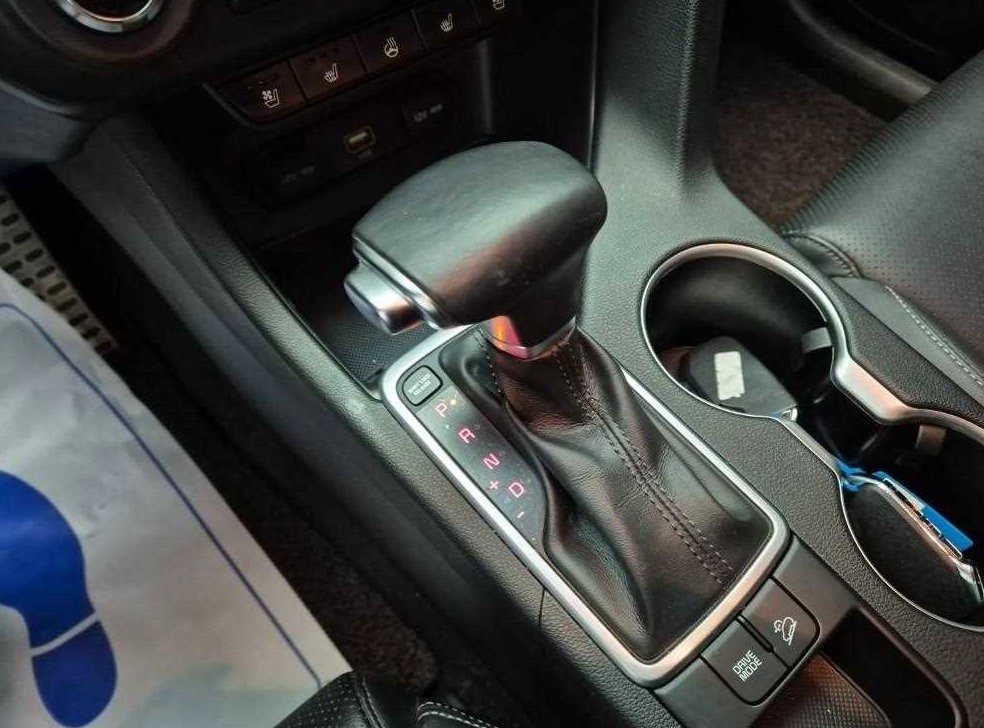 기아 스포티지 2.0 디젤 2WD 사진 8