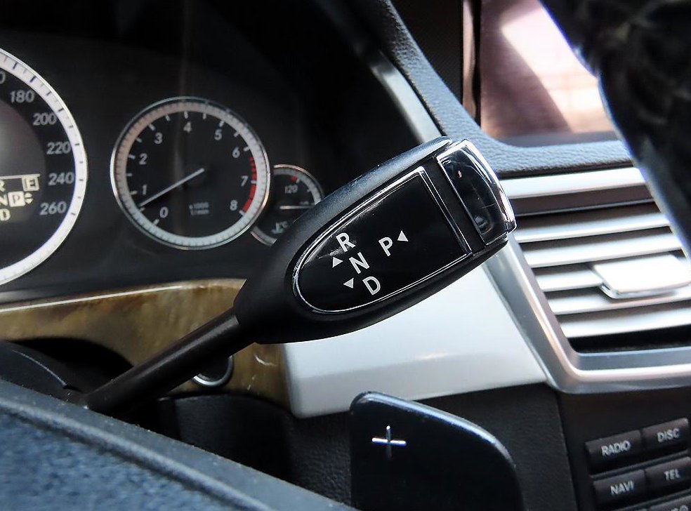 벤츠 E 클래스 E300 엘레강스 사진 10