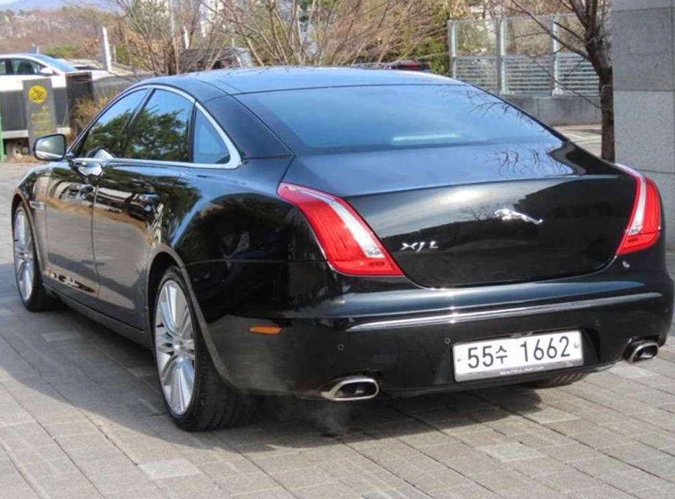 재규어 XJ 5.0 사진 4