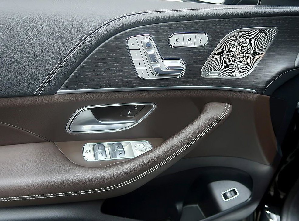 벤츠 GLS 클래스 GLS 400d 4MATIC 사진 13