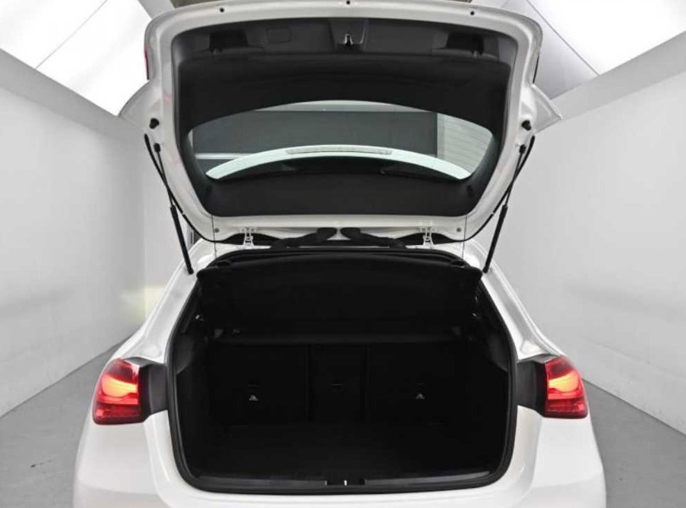 벤츠 A 클래스 A220 해치백 사진 20