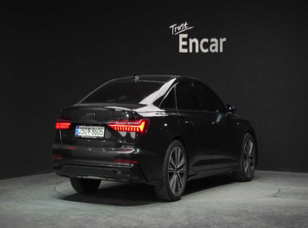 아우디 A6 45 TFSI 프리미엄 사진 2