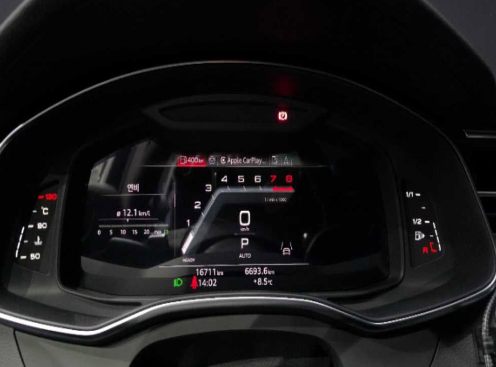 아우디 A6 45 TFSI 프리미엄 사진 8