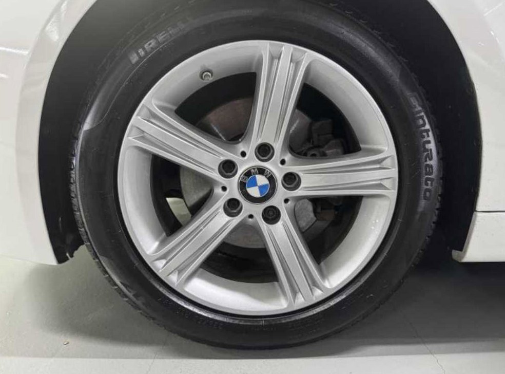 BMW 3시리즈 320d 사진 18