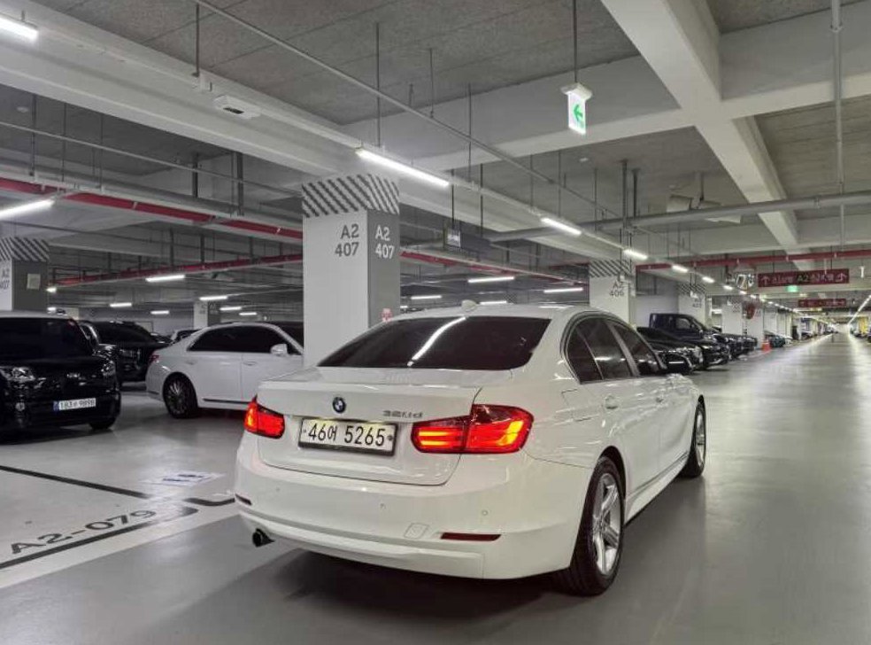 BMW 3시리즈 320d 사진 3