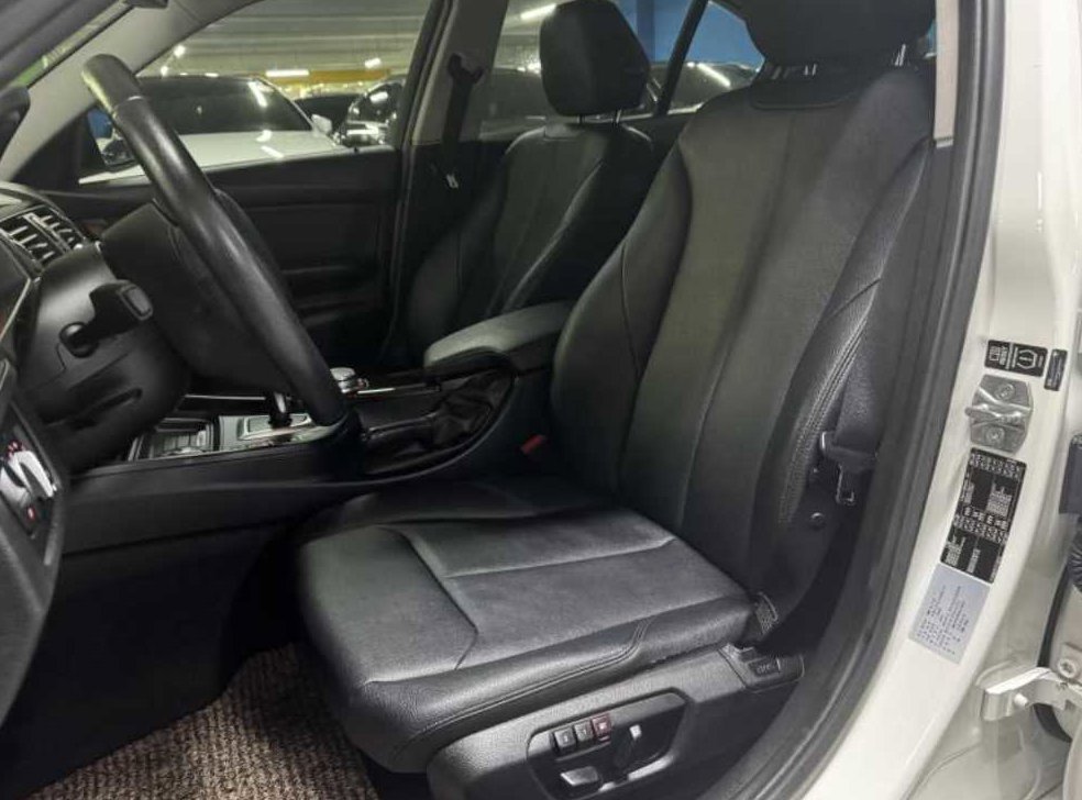 BMW 3시리즈 320d 사진 5