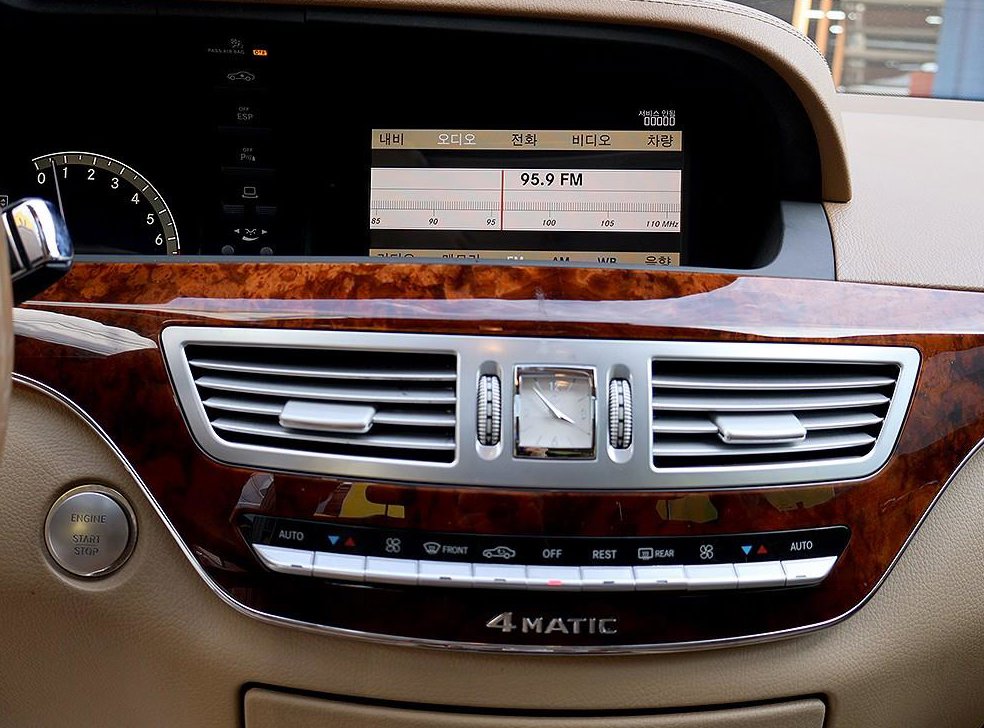 벤츠 S 클래스 S550L 사진 9