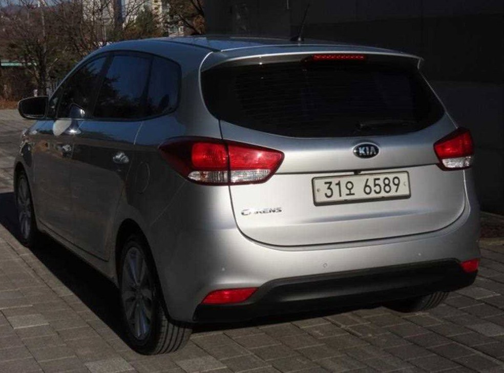 기아 카렌스 1.7 VGT 럭셔리 사진 4