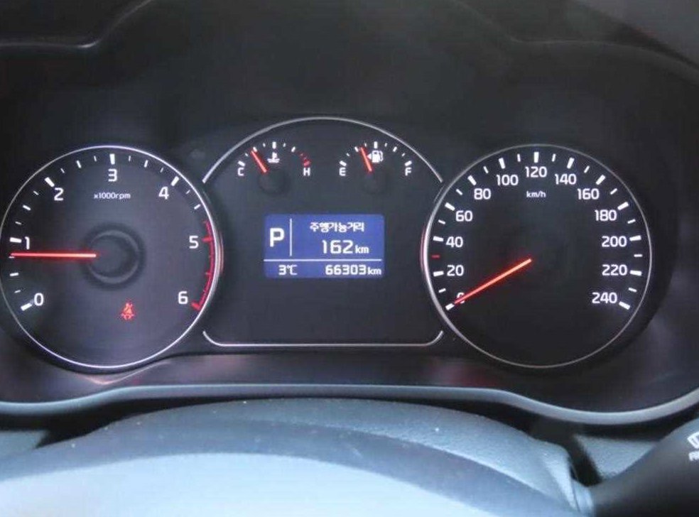 기아 카렌스 1.7 VGT 럭셔리 사진 5