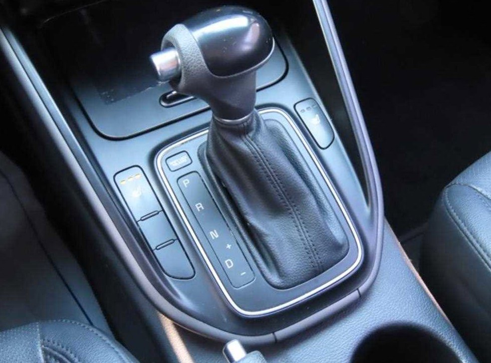 기아 카렌스 1.7 VGT 럭셔리 사진 6