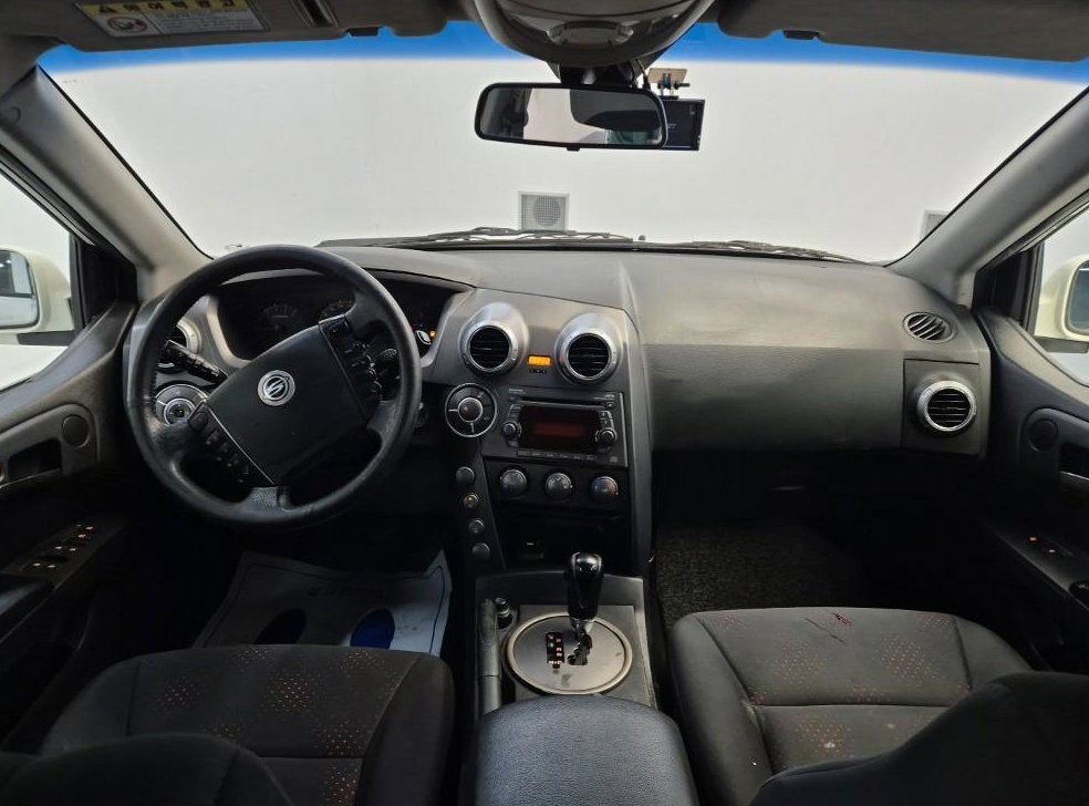 KG모빌리티(쌍용)  액티언 2WD AX5 사진 7