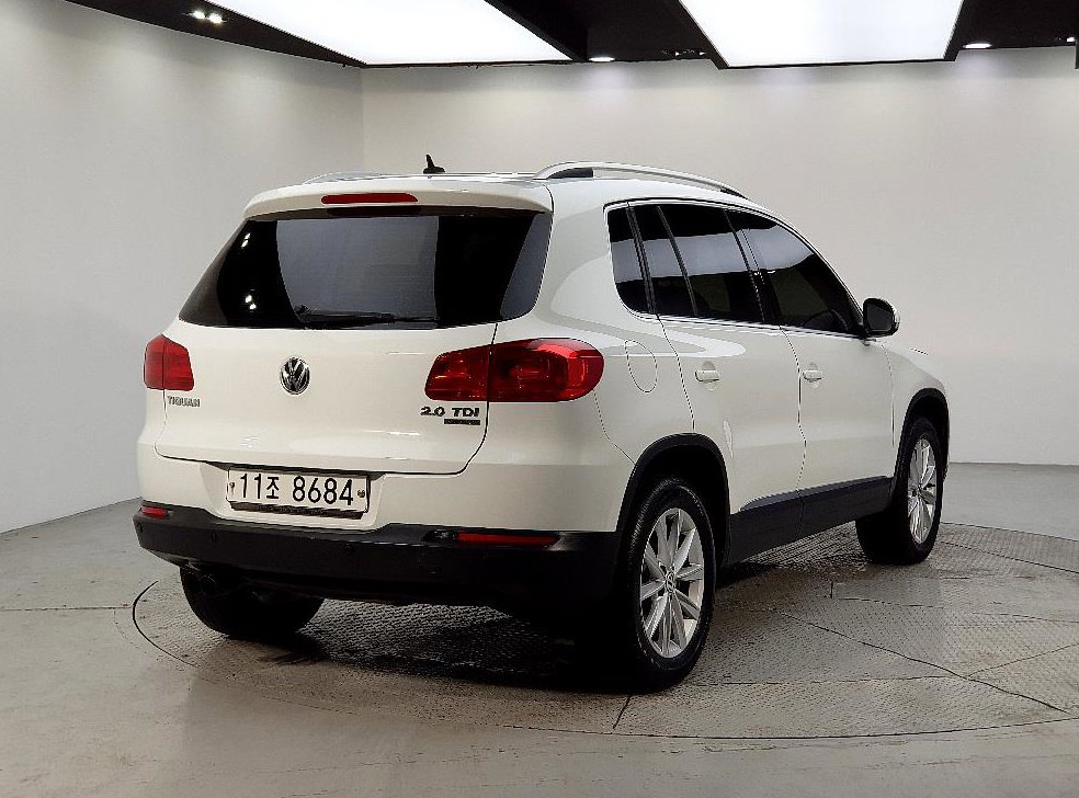 폭스바겐 티구안 2.0 TDI 컴포트 사진 4