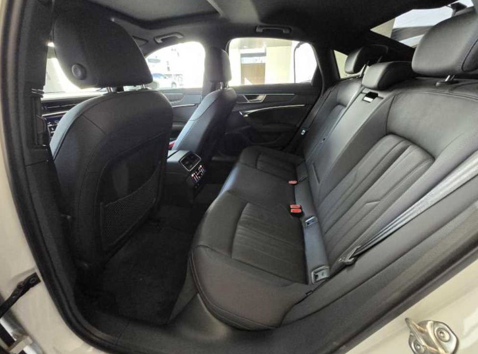 아우디 A6 45 TDI 콰트로 사진 14
