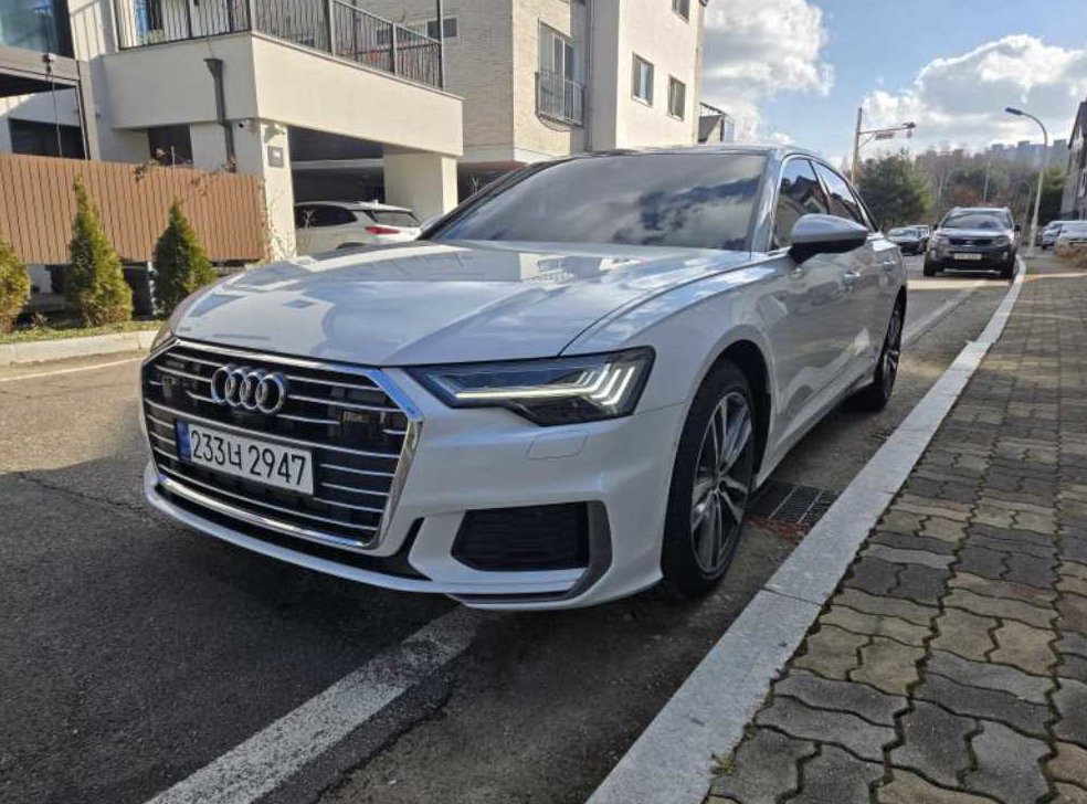 아우디 A6 45 TDI 콰트로 사진 2