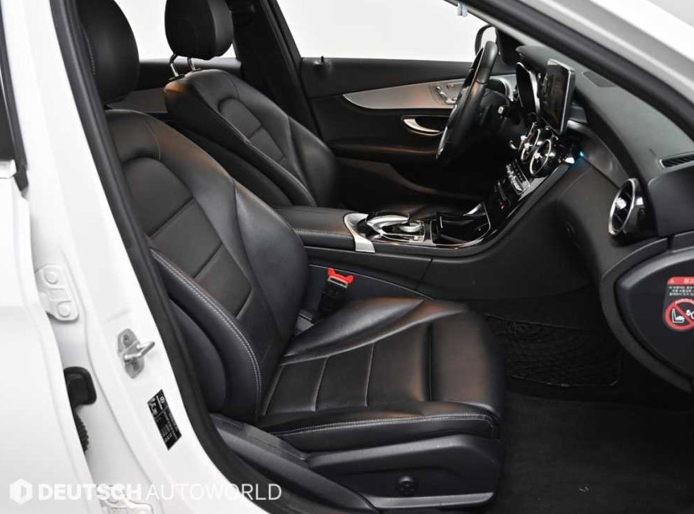 벤츠 C 클래스 C220 d 4MATIC 사진 10