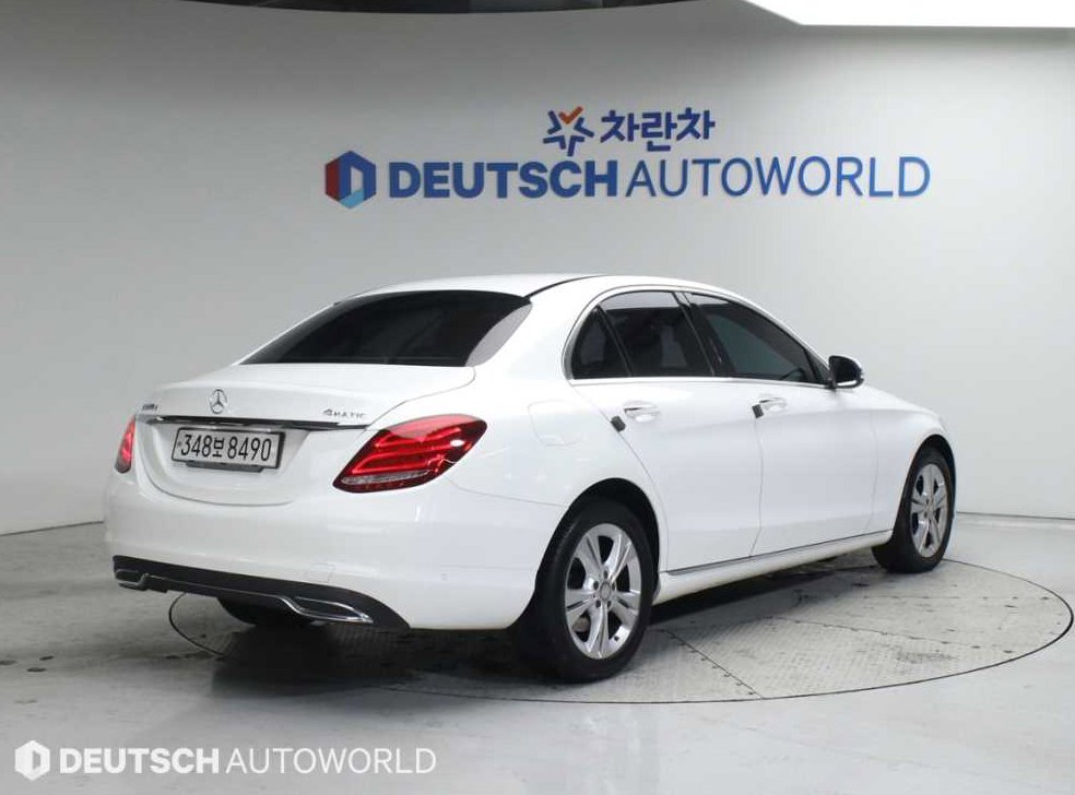 벤츠 C 클래스 C220 d 4MATIC 사진 2