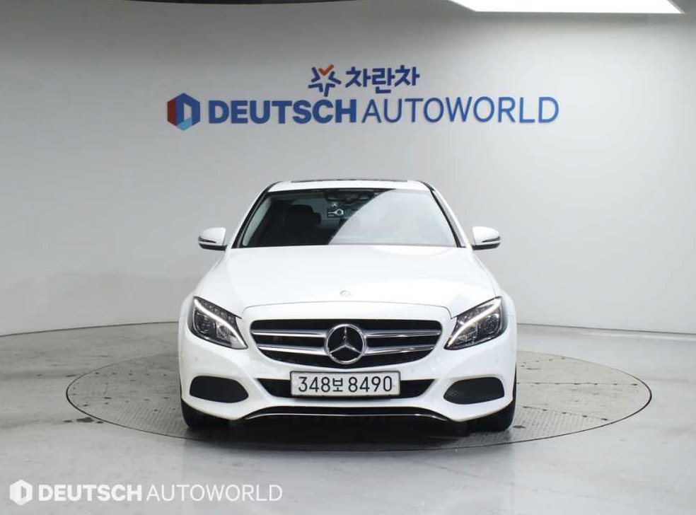 벤츠 C 클래스 C220 d 4MATIC 사진 3