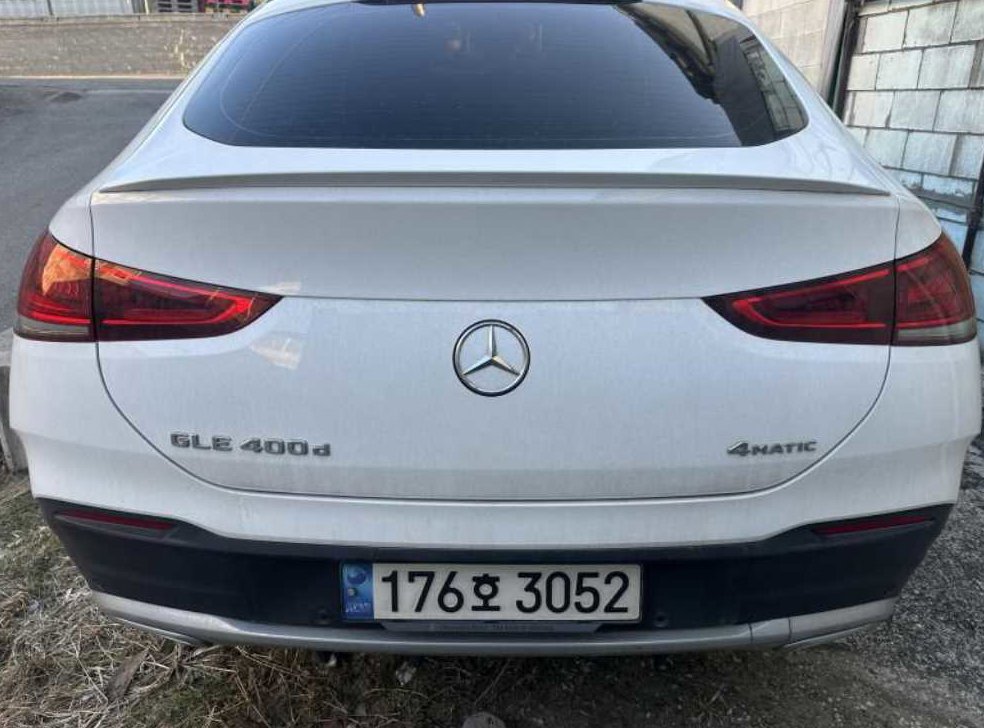벤츠 GLE 클래스 GLE 400d 4MATIC 쿠페 사진 4