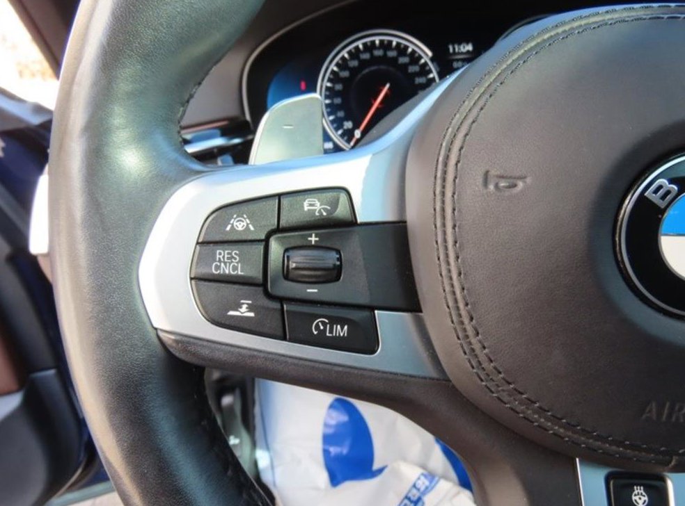 BMW 5시리즈 520d M 스포츠 플러스 사진 11