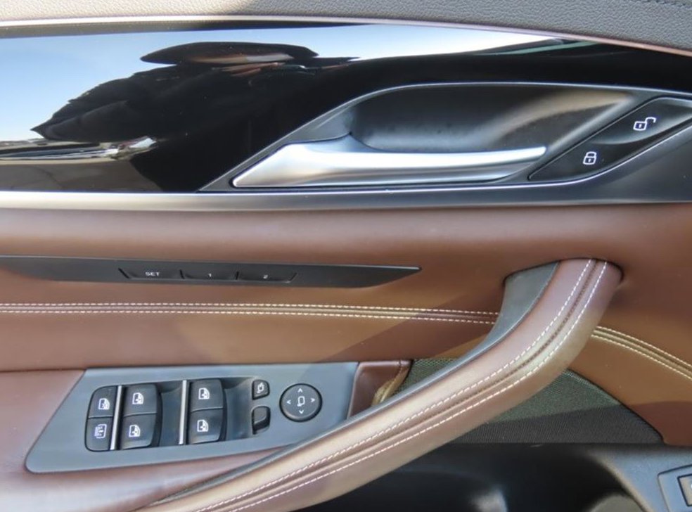 BMW 5시리즈 520d M 스포츠 플러스 사진 12