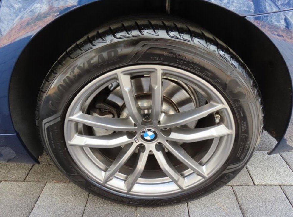 BMW 5시리즈 520d M 스포츠 플러스 사진 17