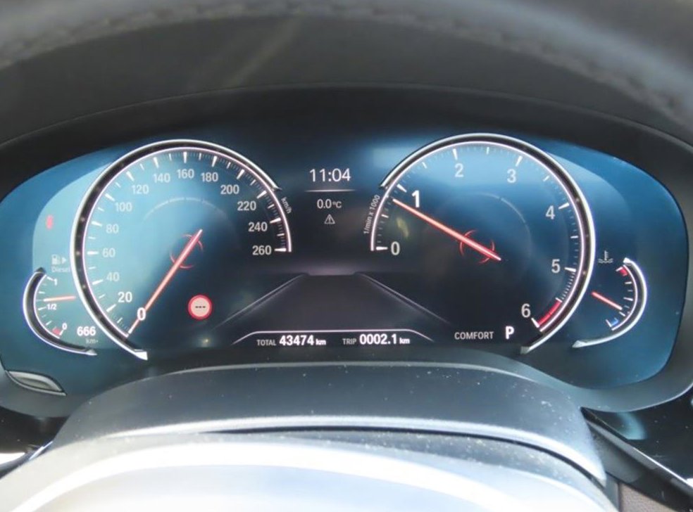 BMW 5시리즈 520d M 스포츠 플러스 사진 5