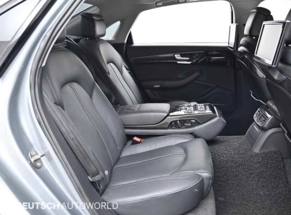 아우디 A8 3.0 TFSI 콰트로 LWB 사진 12