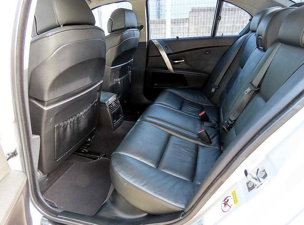 BMW 5시리즈 530i 세단 사진 6