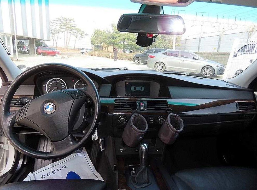 BMW 5시리즈 530i 세단 사진 7