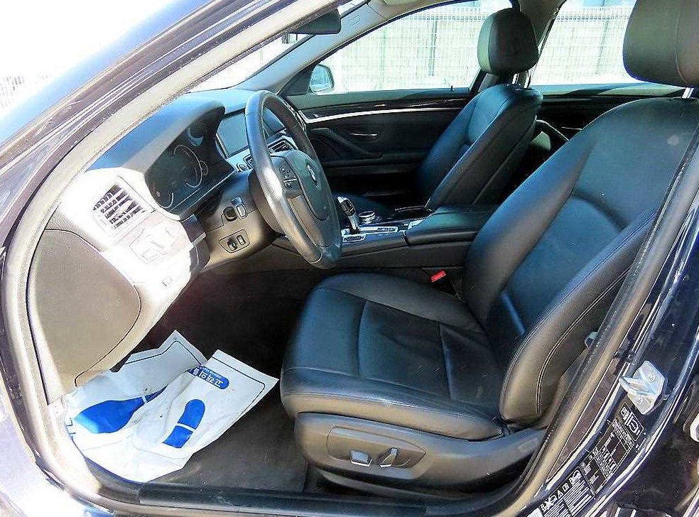 BMW 5시리즈 520d xDrive 사진 5