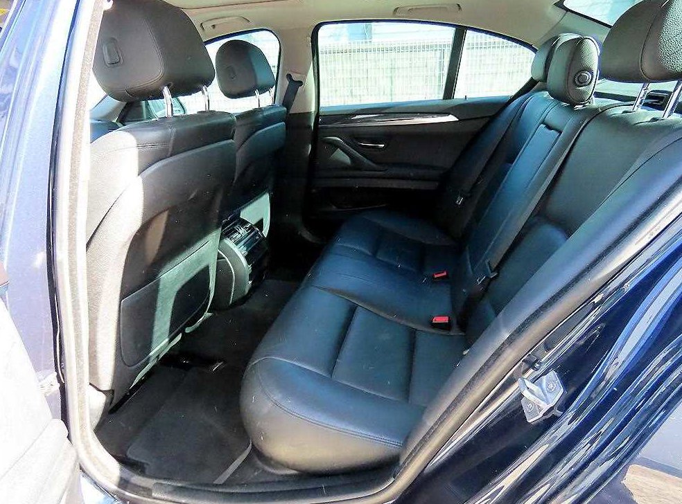 BMW 5시리즈 520d xDrive 사진 6