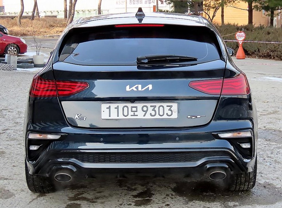 기아 K3 1.6 가솔린 터보 GT 5도어 시그니처 사진 4