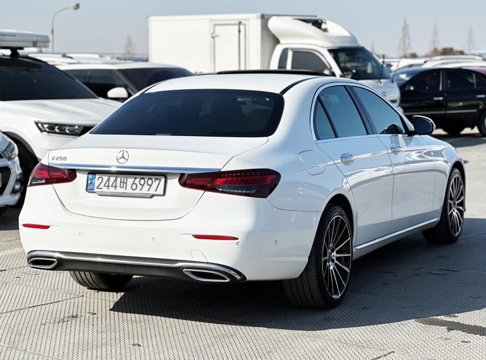 벤츠 E 클래스 E250 익스클루시브 사진 4
